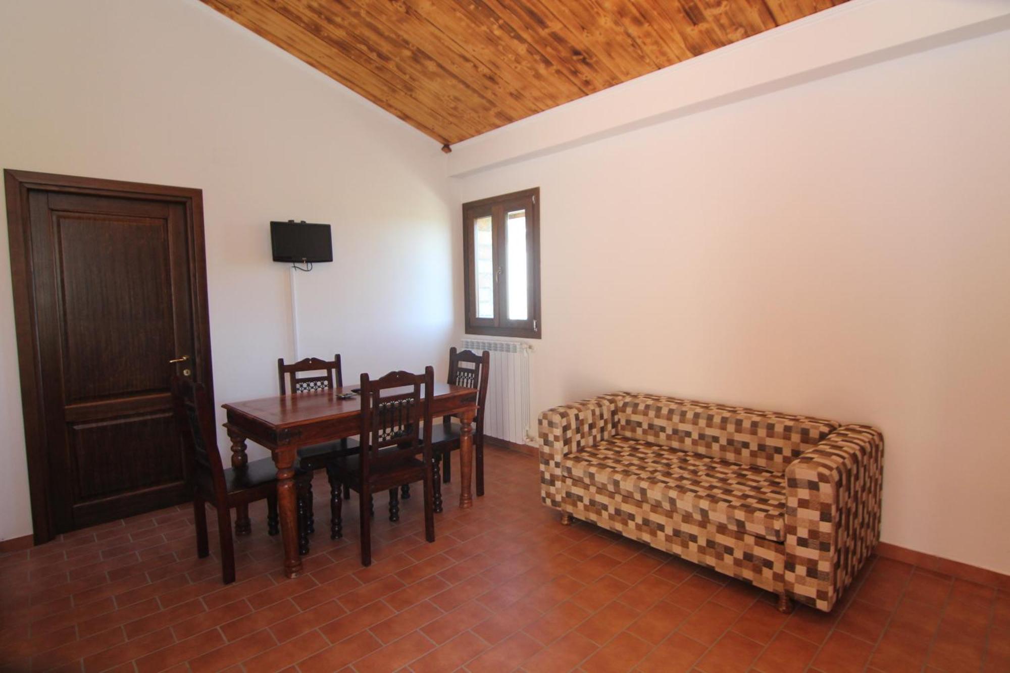 Hotel Il Feudo Dei Pierleoni Celano Buitenkant foto