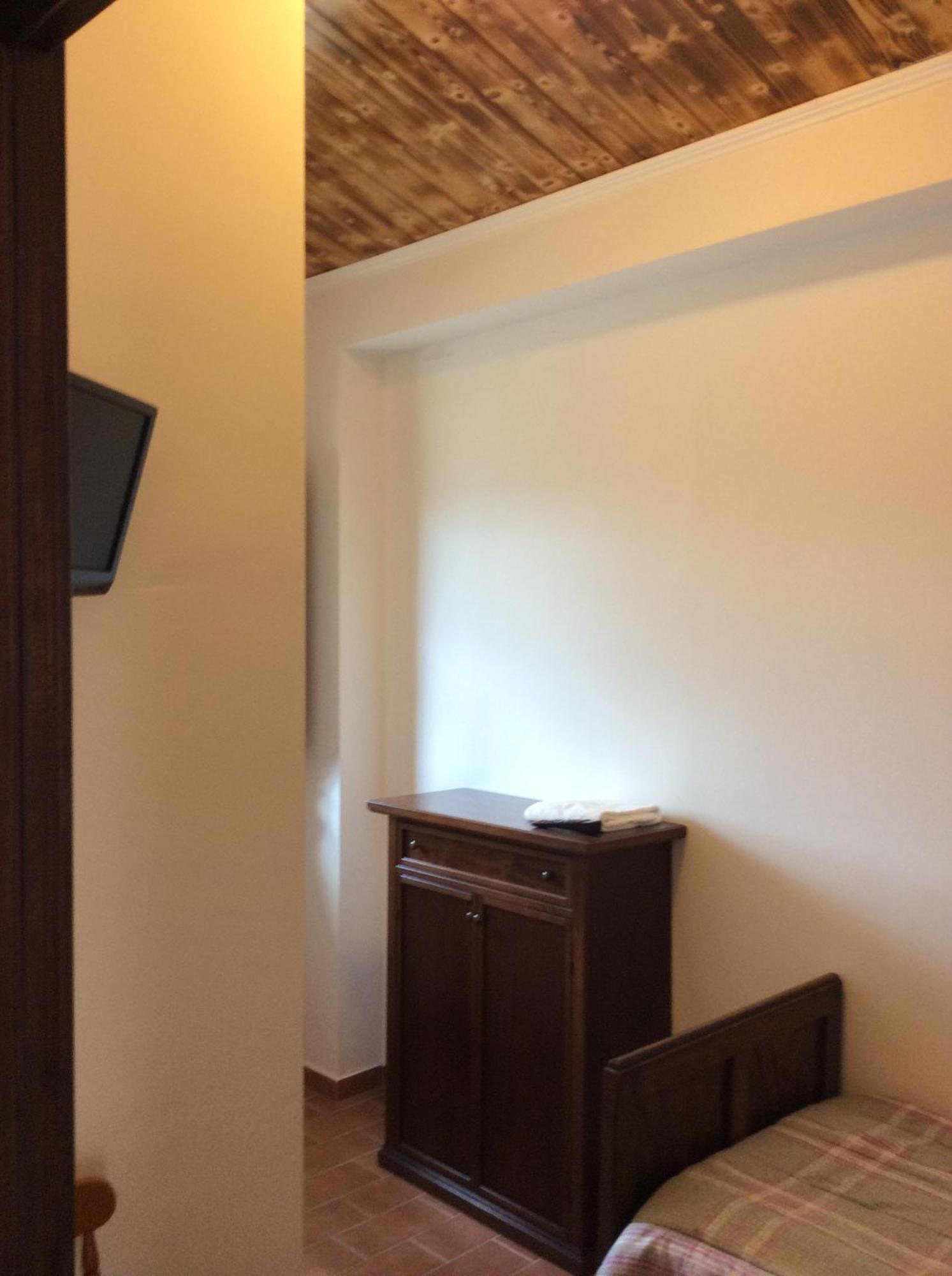 Hotel Il Feudo Dei Pierleoni Celano Kamer foto