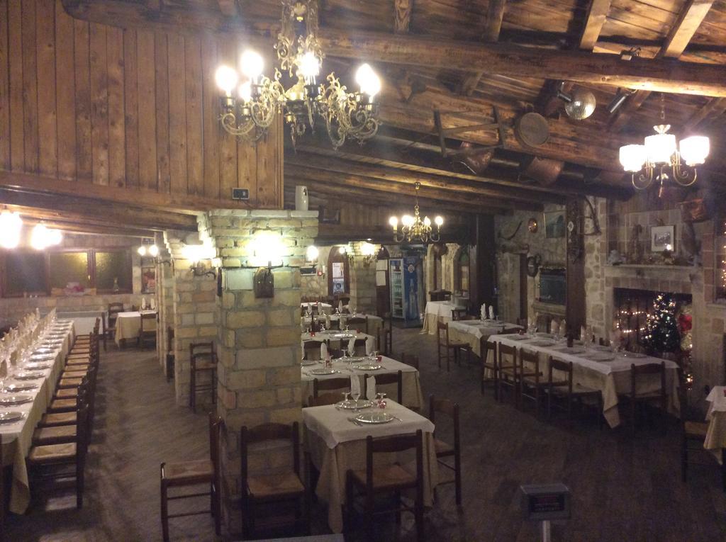Hotel Il Feudo Dei Pierleoni Celano Buitenkant foto