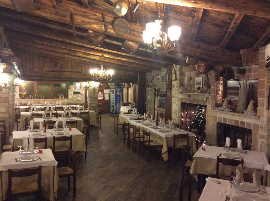 Hotel Il Feudo Dei Pierleoni Celano Buitenkant foto